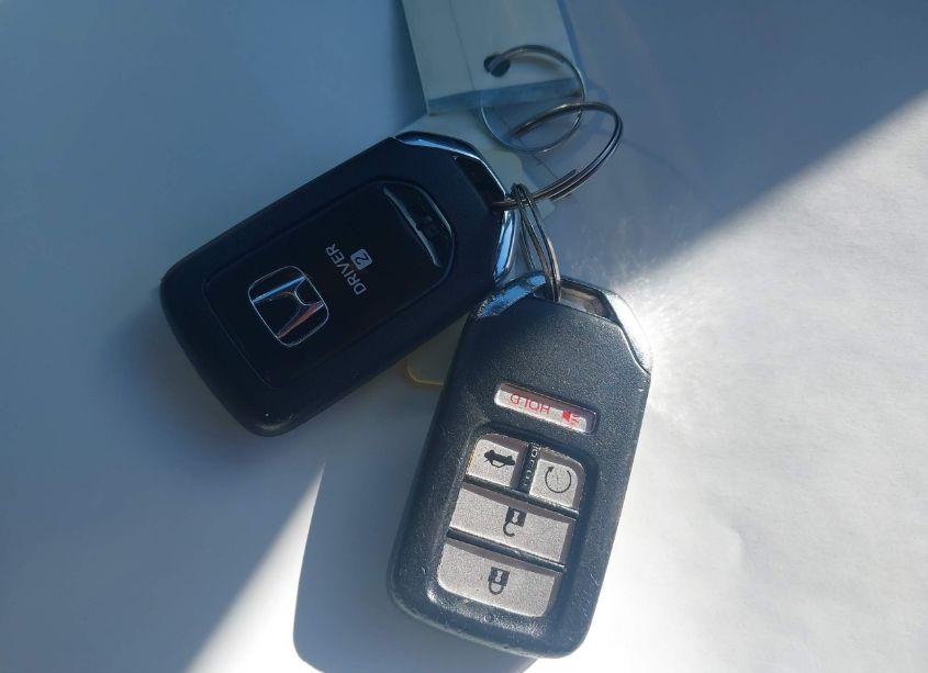 Photo 11 of 2018 Honda Accord EX-L (VIN 1HGCV1F52JA033666)