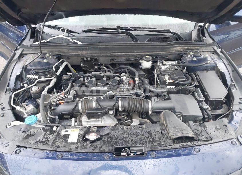 Photo 10 of 2018 Honda Accord EX-L (VIN 1HGCV1F52JA089879)