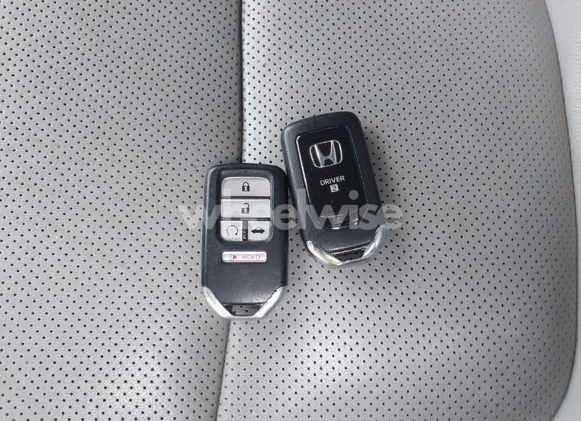 Photo 11 of 2018 Honda Accord EX-L (VIN 1HGCV1F52JA089879)