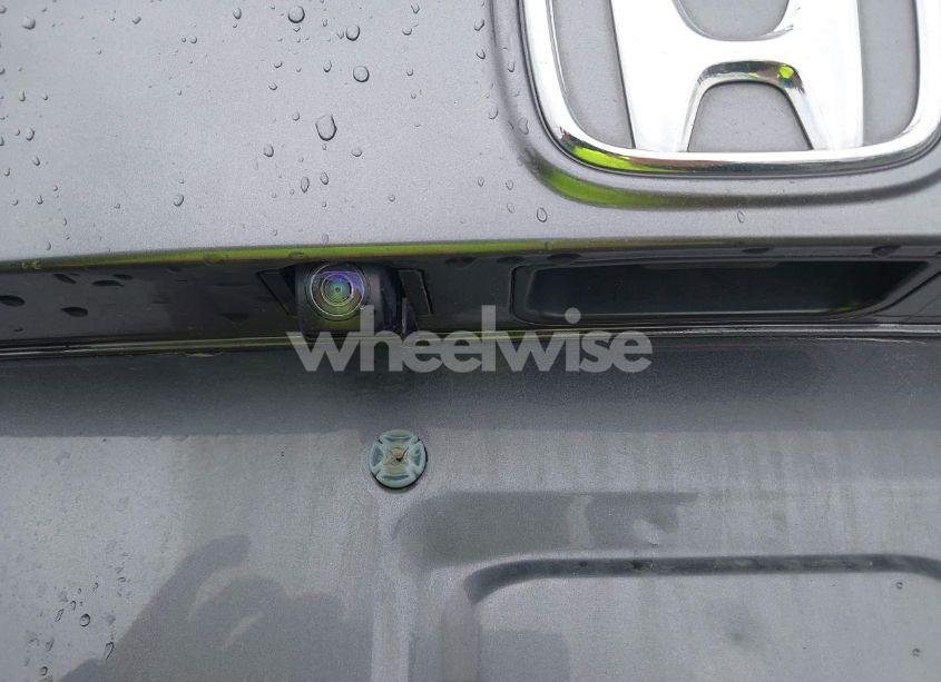 Photo 12 of 2018 Honda Accord EX-L (VIN 1HGCV1F52JA155914)