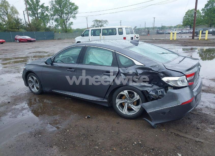 Photo 3 of 2018 Honda Accord EX-L (VIN 1HGCV1F52JA155914)