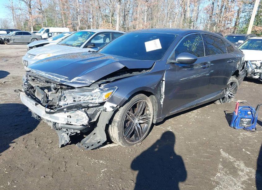 Photo 2 of 2019 Honda Accord EX-L (VIN 1HGCV1F52KA041428)
