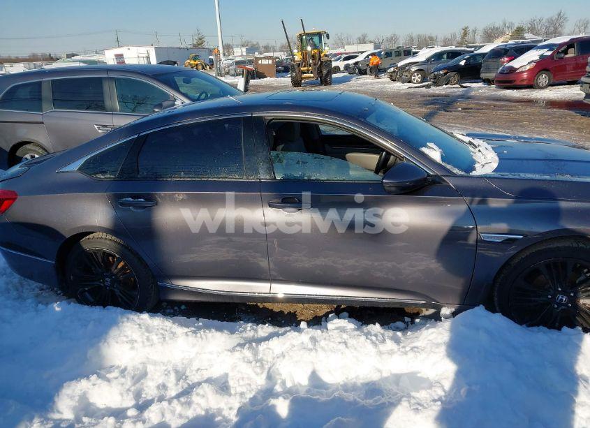 Photo 13 of 2019 Honda Accord EX-L (VIN 1HGCV1F52KA064773)