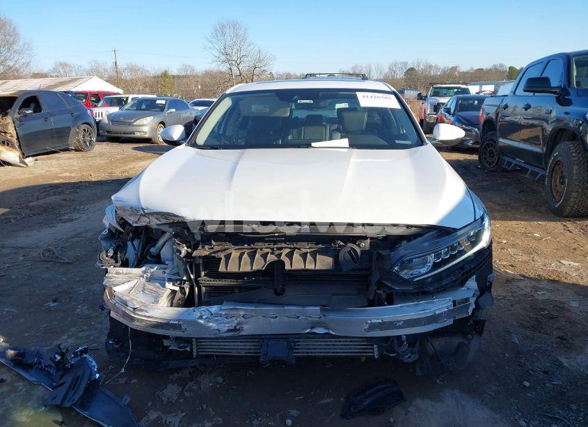 Photo 12 of 2019 Honda Accord EX-L (VIN 1HGCV1F52KA075031)