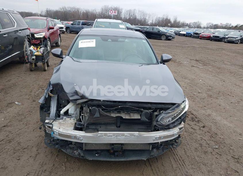 Photo 12 of 2019 Honda Accord EX-L (VIN 1HGCV1F52KA165764)