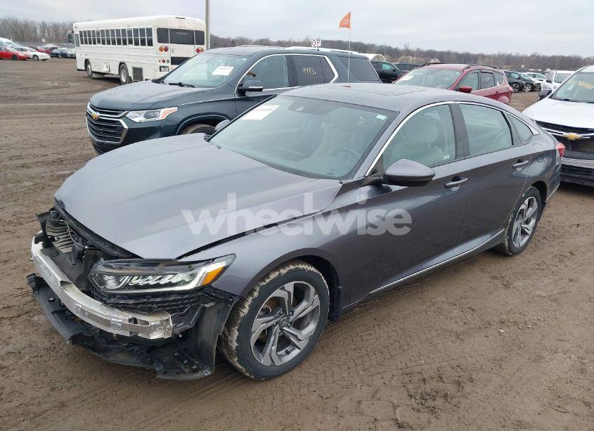 Photo 2 of 2019 Honda Accord EX-L (VIN 1HGCV1F52KA165764)