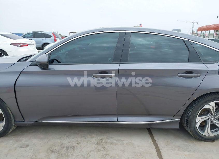 Photo 14 of 2020 Honda Accord EX-L (VIN 1HGCV1F52LA116887)