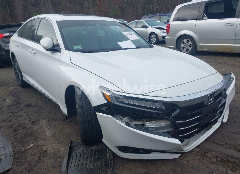 2021 Honda Accord EX-L (VIN 1HGCV1F52MA045868) main photo