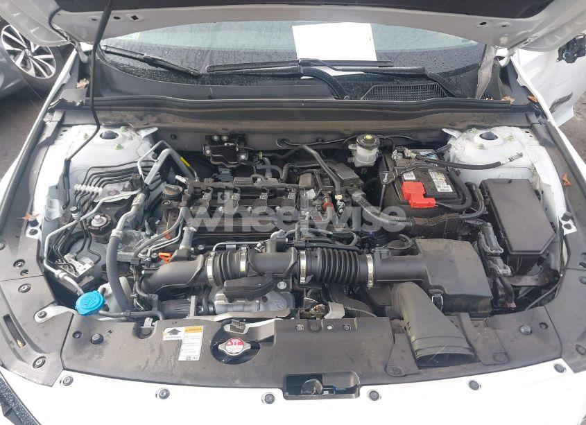 Photo 10 of 2021 Honda Accord EX-L (VIN 1HGCV1F52MA045868)