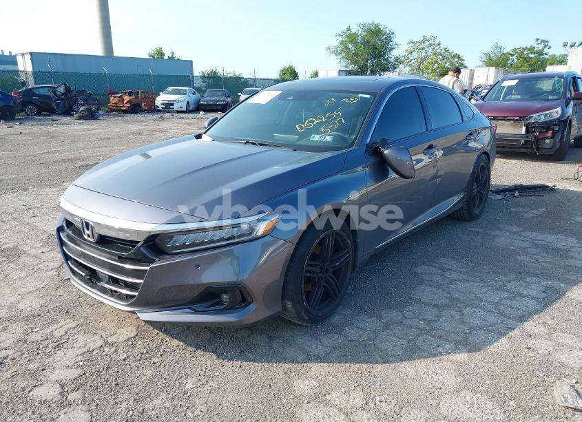 Photo 2 of 2021 Honda Accord EX-L (VIN 1HGCV1F52MA052755)