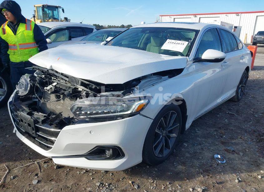 Photo 2 of 2021 Honda Accord EX-L (VIN 1HGCV1F52MA056918)