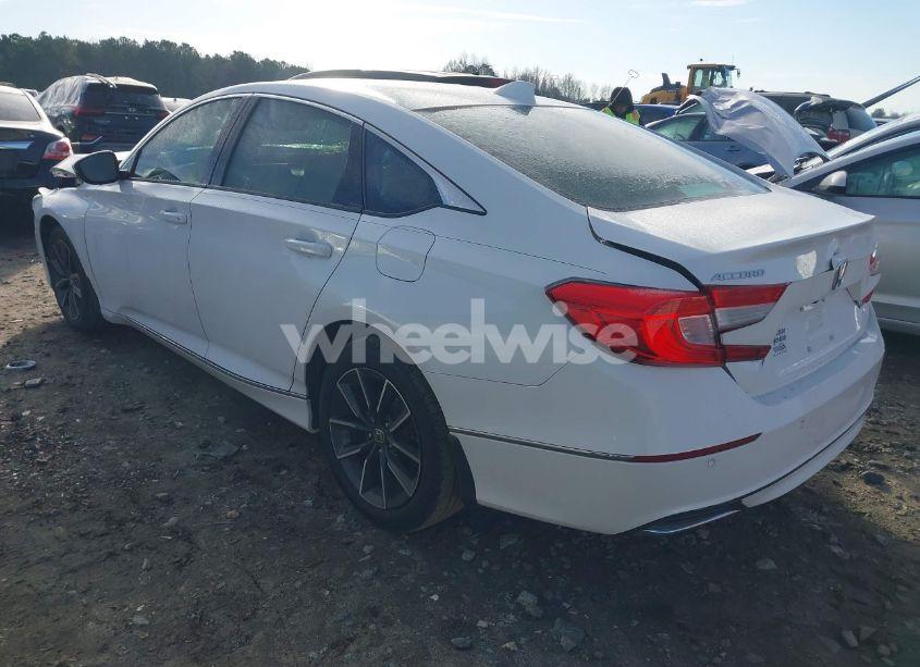 Photo 3 of 2021 Honda Accord EX-L (VIN 1HGCV1F52MA056918)