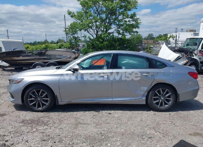 Photo 13 of 2022 Honda Accord EX-L (VIN 1HGCV1F52NA027694)