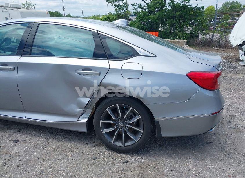 Photo 6 of 2022 Honda Accord EX-L (VIN 1HGCV1F52NA027694)