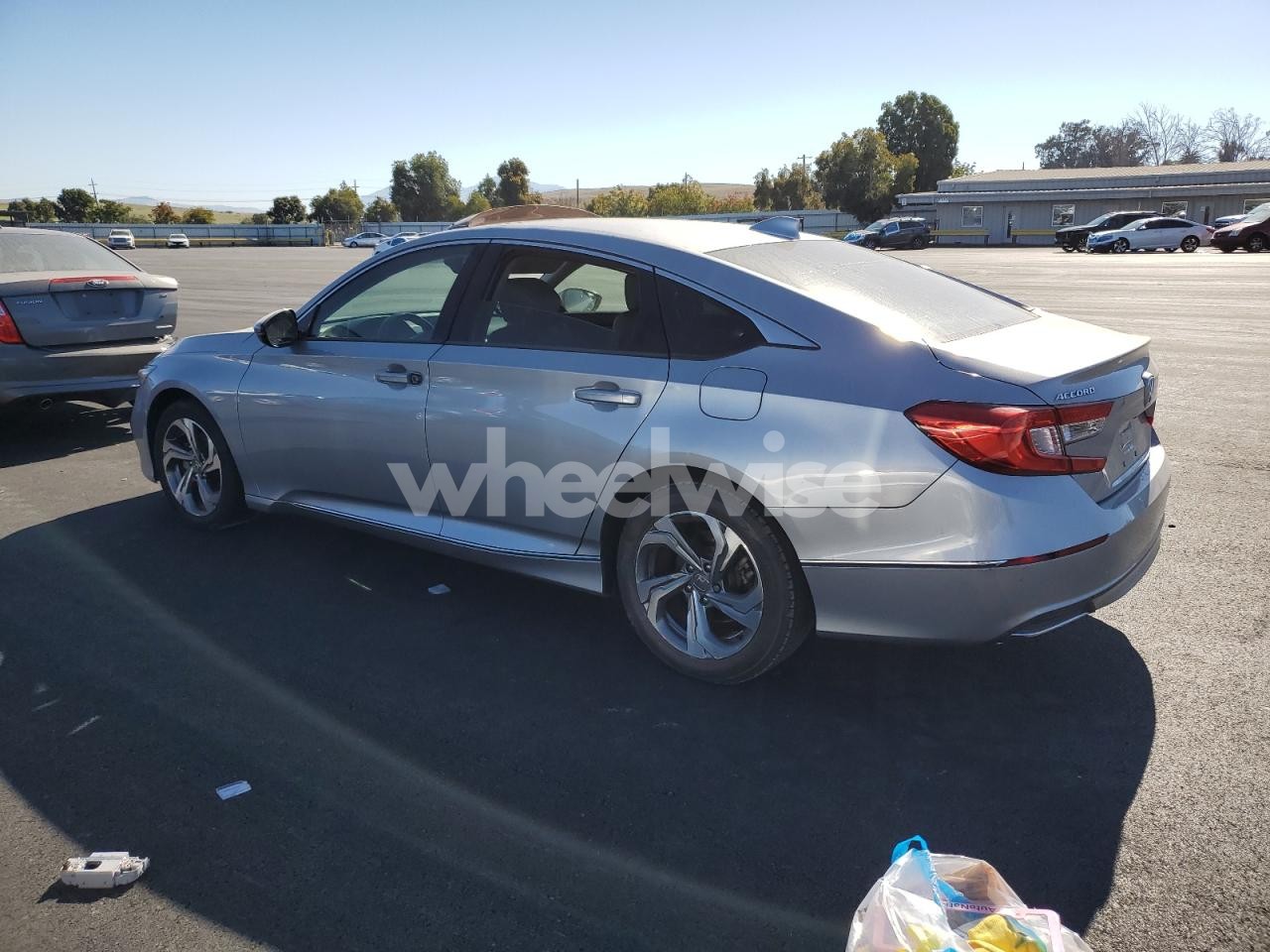Photo 2 of 2018 HONDA ACCORD EXL (VIN 1HGCV1F53JA090359)