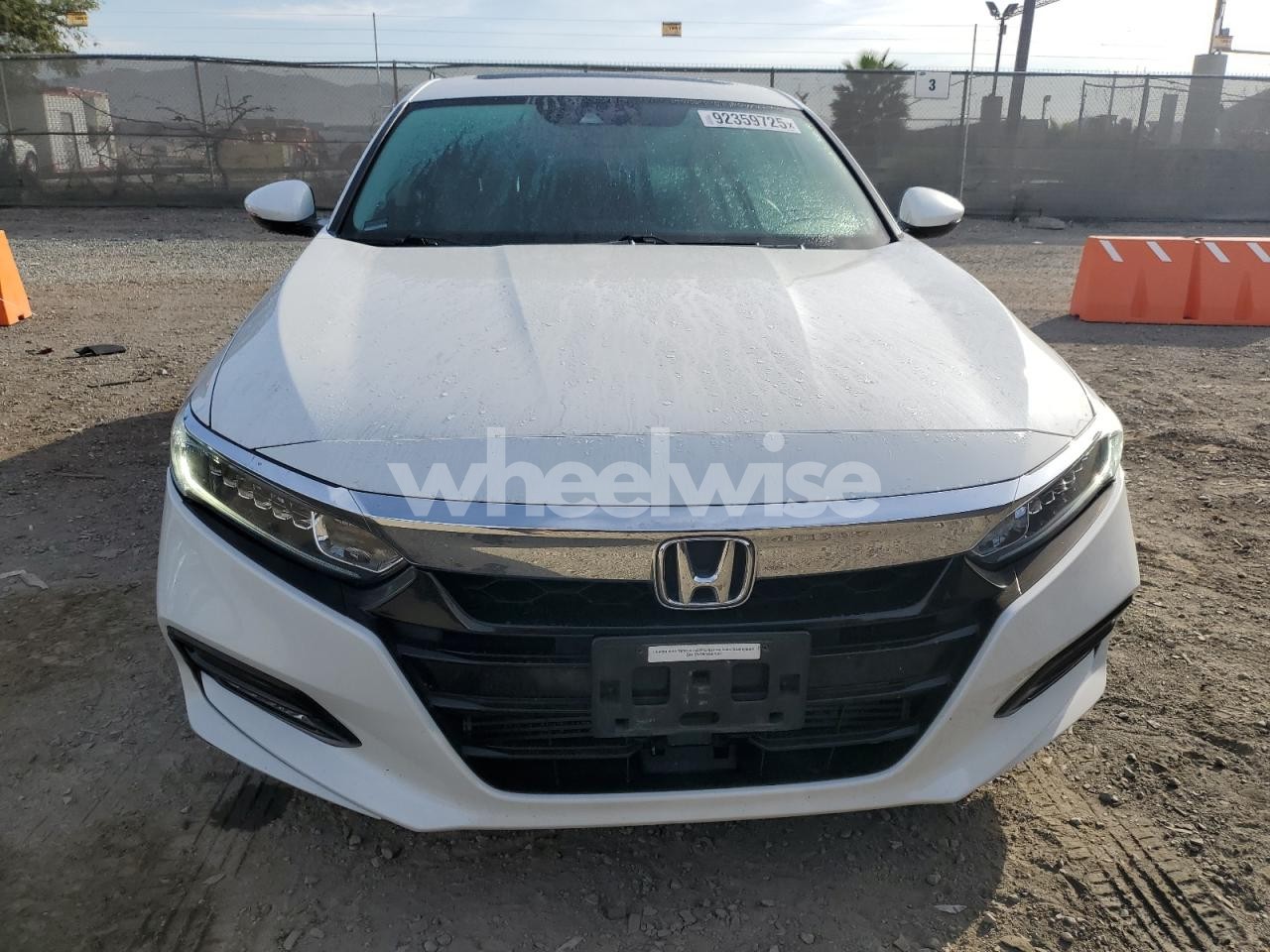 Photo 5 of 2018 HONDA ACCORD EXL (VIN 1HGCV1F53JA095075)