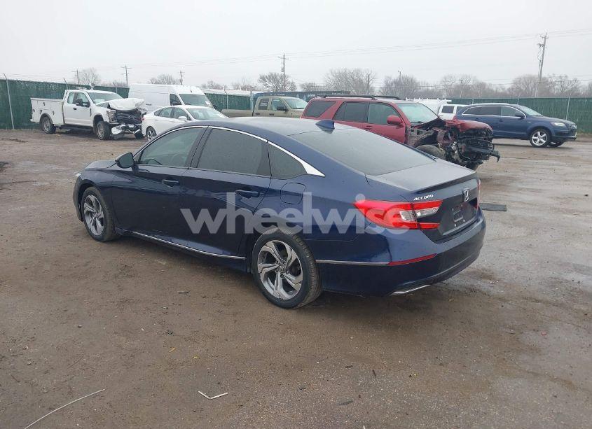 Photo 3 of 2018 Honda Accord EX-L (VIN 1HGCV1F53JA129080)