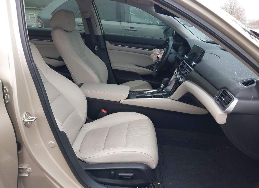 Photo 5 of 2020 Honda Accord EX-L (VIN 1HGCV1F53LA001568)