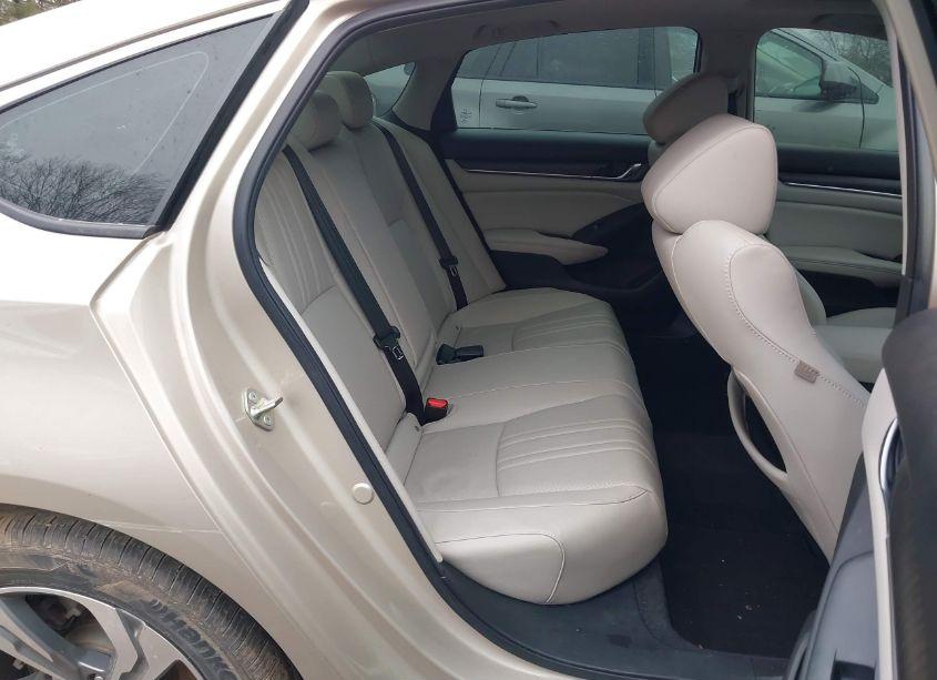 Photo 8 of 2020 Honda Accord EX-L (VIN 1HGCV1F53LA001568)