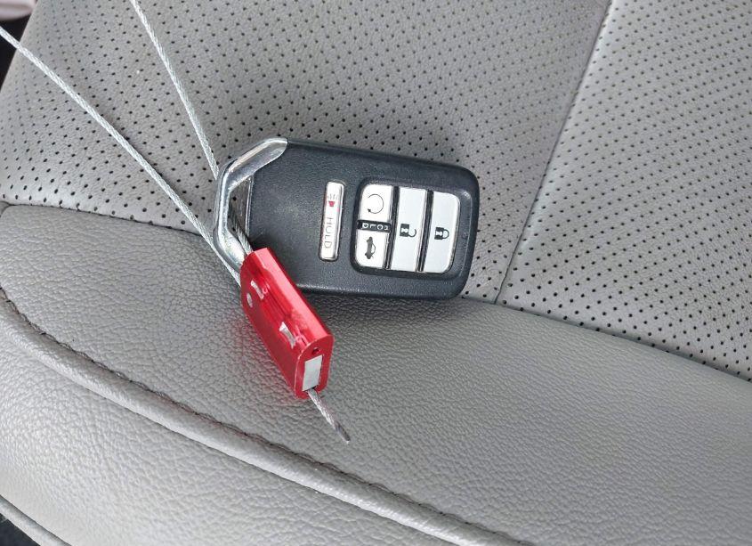 Photo 11 of 2020 Honda Accord EX-L (VIN 1HGCV1F53LA122066)