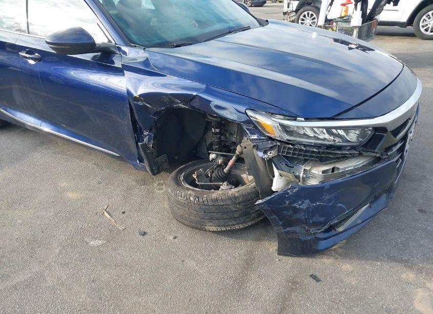 Photo 6 of 2020 Honda Accord EX-L (VIN 1HGCV1F53LA122066)