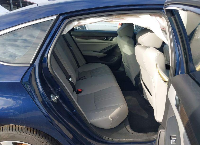 Photo 8 of 2020 Honda Accord EX-L (VIN 1HGCV1F53LA122066)