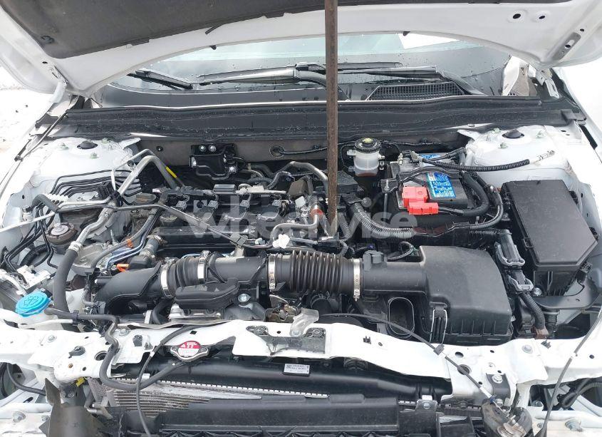 Photo 10 of 2022 Honda Accord EX-L (VIN 1HGCV1F53NA025162)