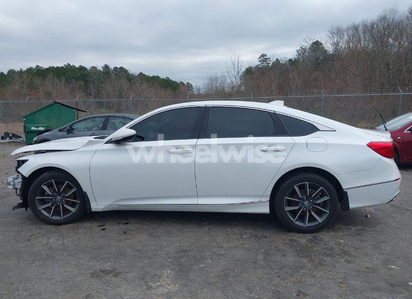 Photo 15 of 2022 Honda Accord EX-L (VIN 1HGCV1F53NA025162)