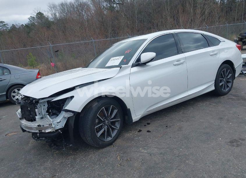 Photo 2 of 2022 Honda Accord EX-L (VIN 1HGCV1F53NA025162)