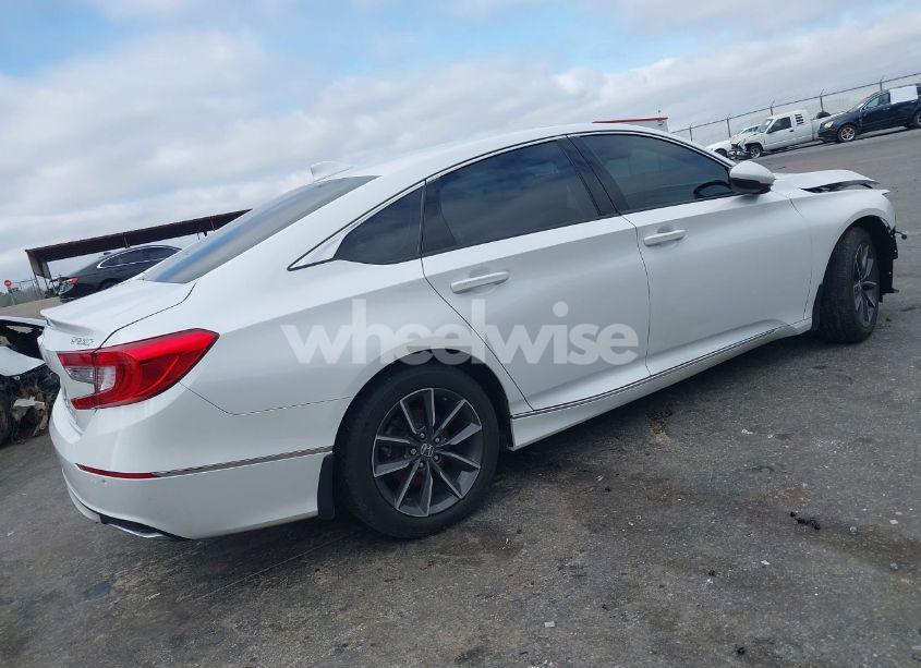 Photo 4 of 2022 Honda Accord EX-L (VIN 1HGCV1F53NA025162)