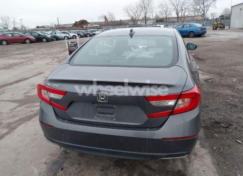 Photo 16 of 2018 Honda Accord EX-L (VIN 1HGCV1F54JA100123)
