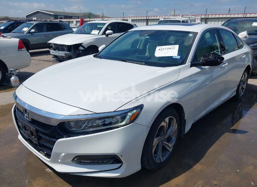 Photo 2 of 2018 Honda Accord EX-L (VIN 1HGCV1F54JA137012)