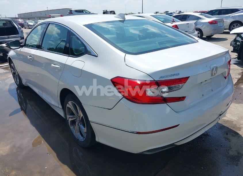 Photo 3 of 2018 Honda Accord EX-L (VIN 1HGCV1F54JA137012)