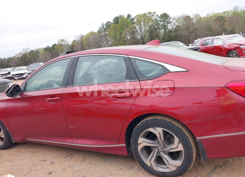 Photo 14 of 2019 Honda Accord EX-L (VIN 1HGCV1F54KA091571)