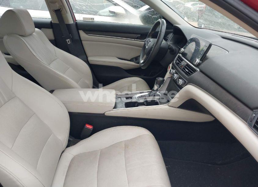 Photo 5 of 2019 Honda Accord EX-L (VIN 1HGCV1F54KA091571)