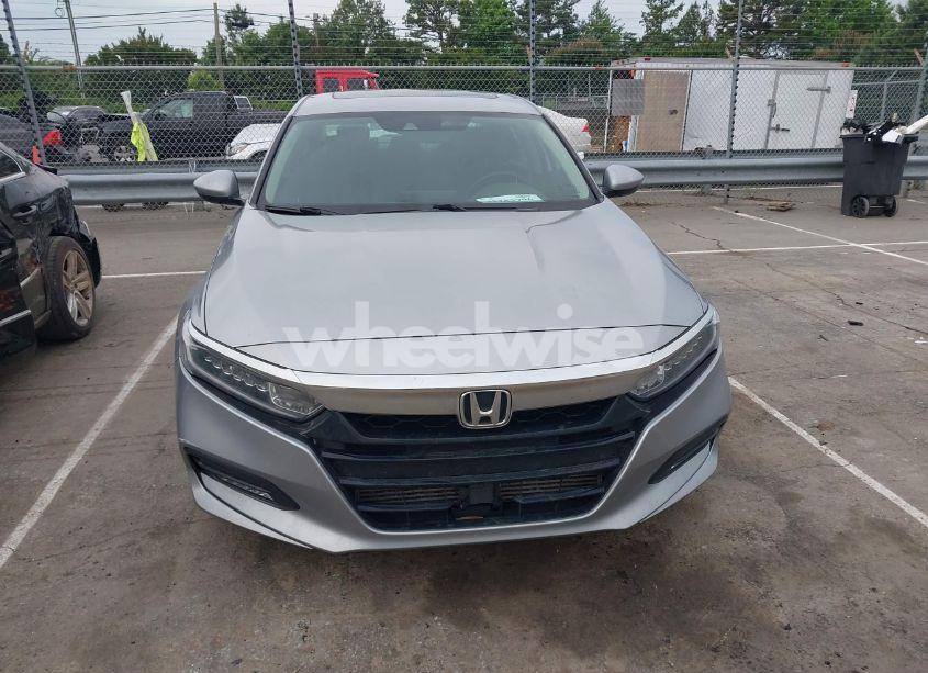 Photo 12 of 2019 Honda Accord EX-L (VIN 1HGCV1F54KA112435)