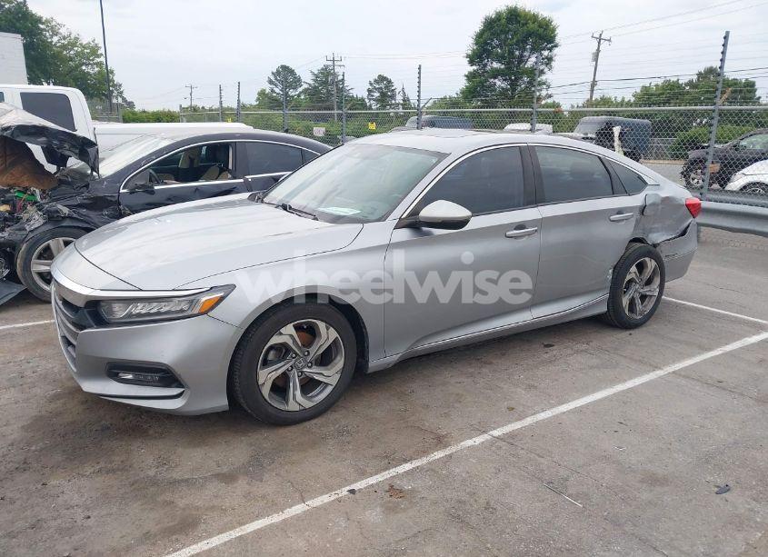 Photo 2 of 2019 Honda Accord EX-L (VIN 1HGCV1F54KA112435)