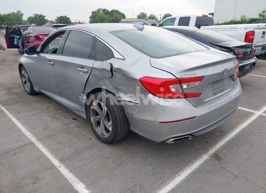 Photo 3 of 2019 Honda Accord EX-L (VIN 1HGCV1F54KA112435)