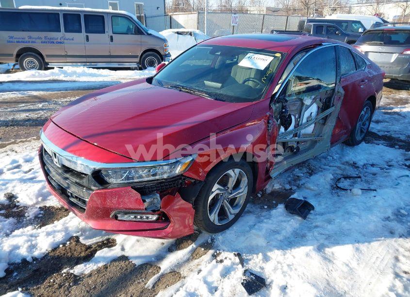 Photo 2 of 2019 Honda Accord EX-L (VIN 1HGCV1F54KA121068)