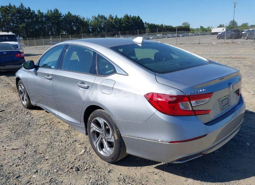 Photo 3 of 2019 Honda Accord EX-L (VIN 1HGCV1F54KA146021)