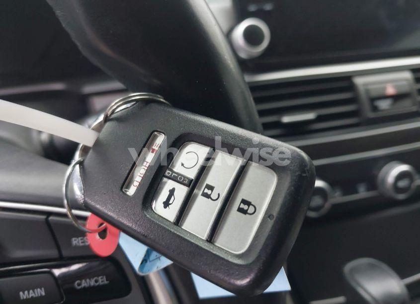 Photo 11 of 2020 Honda Accord EX-L (VIN 1HGCV1F54LA041707)