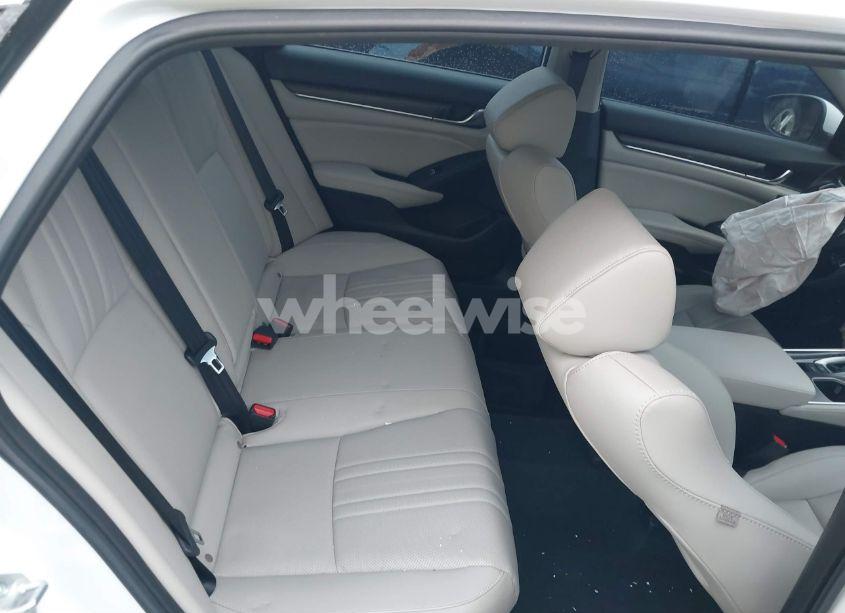 Photo 8 of 2021 Honda Accord EX-L (VIN 1HGCV1F54MA021538)