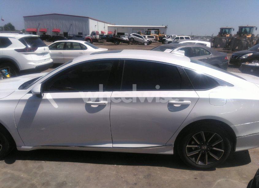 Photo 14 of 2021 Honda Accord EX-L (VIN 1HGCV1F54MA039778)