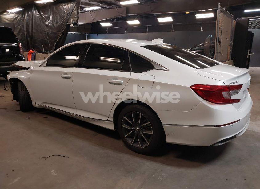 Photo 3 of 2021 Honda Accord EX-L (VIN 1HGCV1F54MA056869)