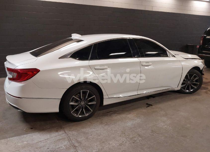 Photo 4 of 2021 Honda Accord EX-L (VIN 1HGCV1F54MA056869)