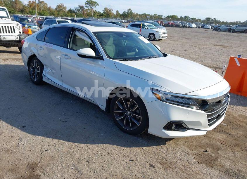 2021 Honda Accord EX-L (VIN 1HGCV1F54MA072621) main photo