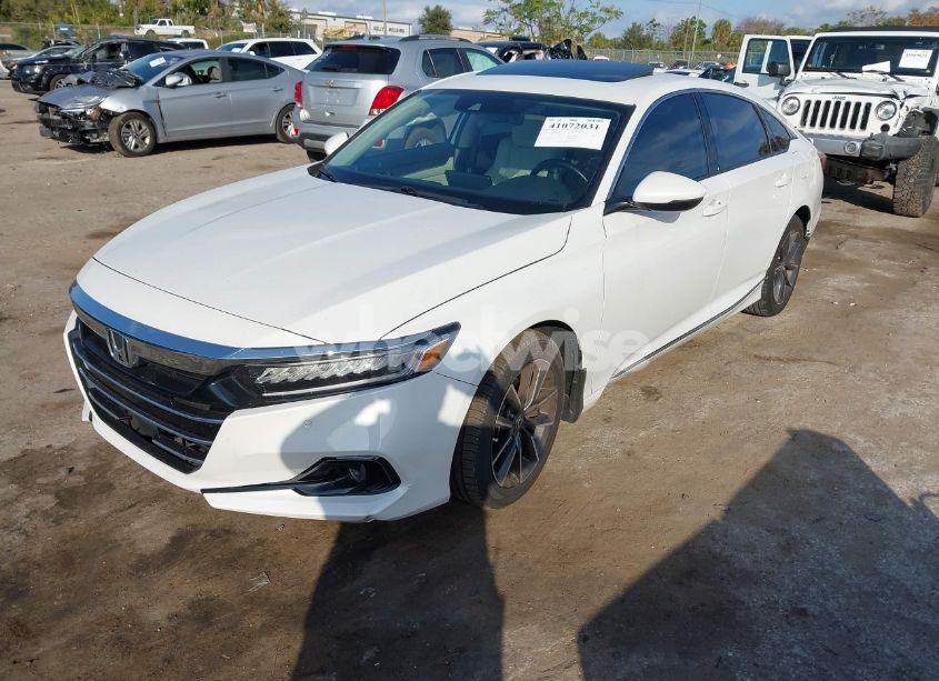 Photo 2 of 2021 Honda Accord EX-L (VIN 1HGCV1F54MA072621)