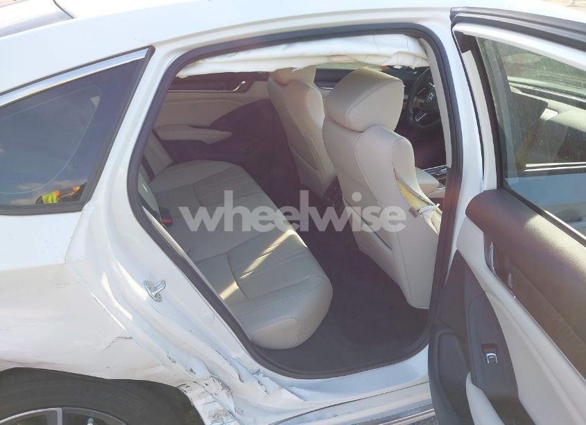 Photo 8 of 2021 Honda Accord EX-L (VIN 1HGCV1F54MA072621)