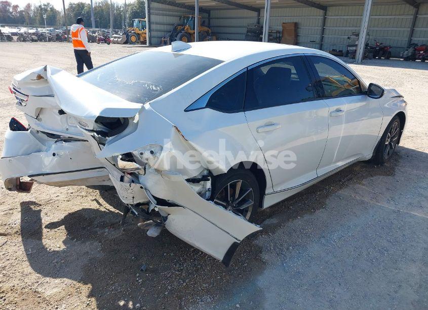 Photo 4 of 2021 Honda Accord EX-L (VIN 1HGCV1F54MA088009)