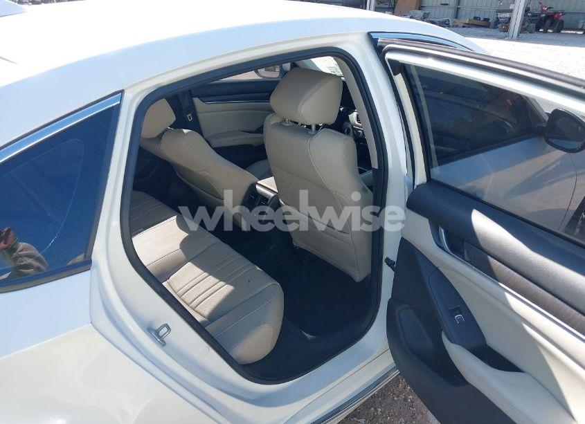 Photo 8 of 2021 Honda Accord EX-L (VIN 1HGCV1F54MA088009)